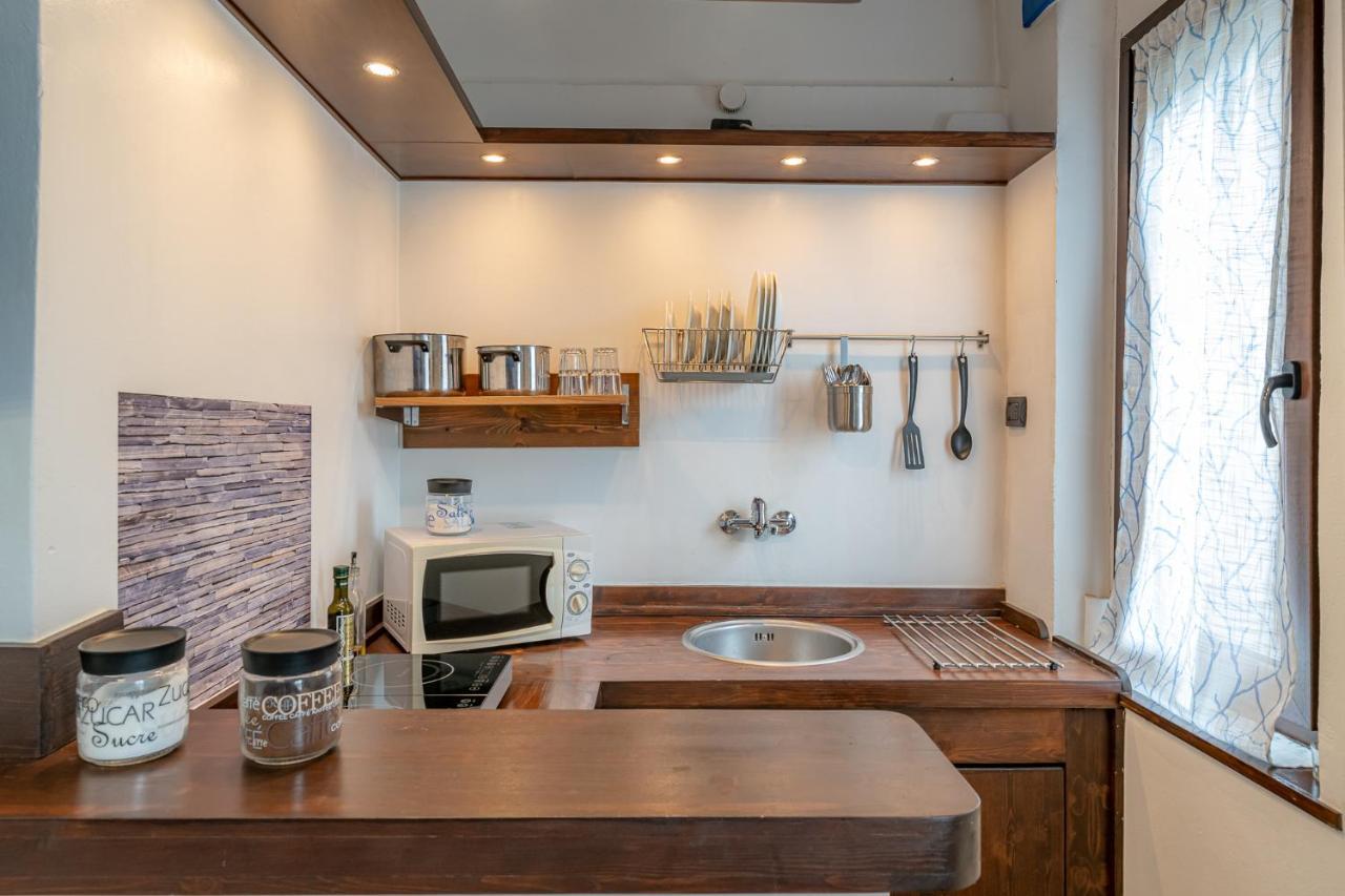 Bilocale Blue Relax Apartment Erba Luaran gambar