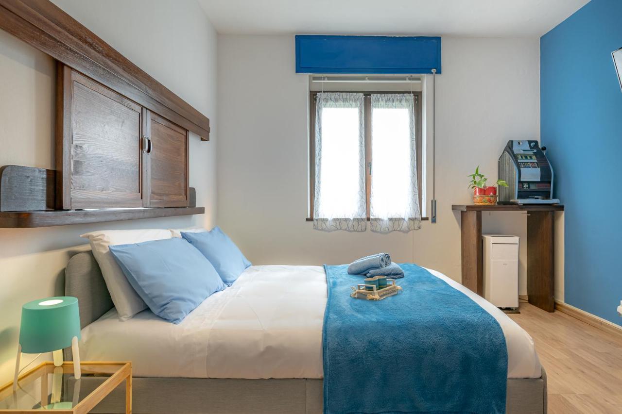 Bilocale Blue Relax Apartment Erba Luaran gambar
