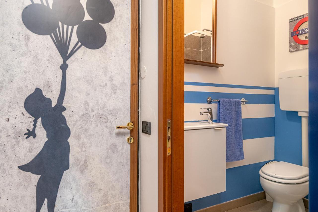 Bilocale Blue Relax Apartment Erba Luaran gambar